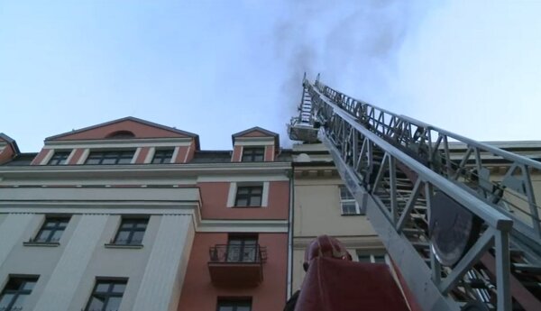 Hotel w ogniu